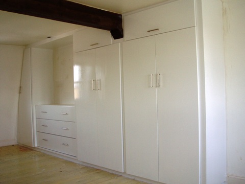 fitted oak wardrobes